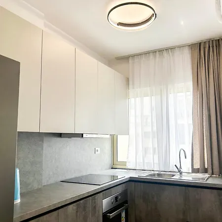 Aura Sole Apartmán Golem (Tirana)