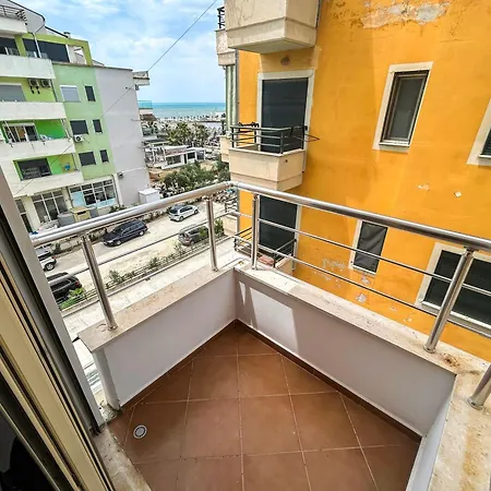 Aura Sole * Golem (Tirana)